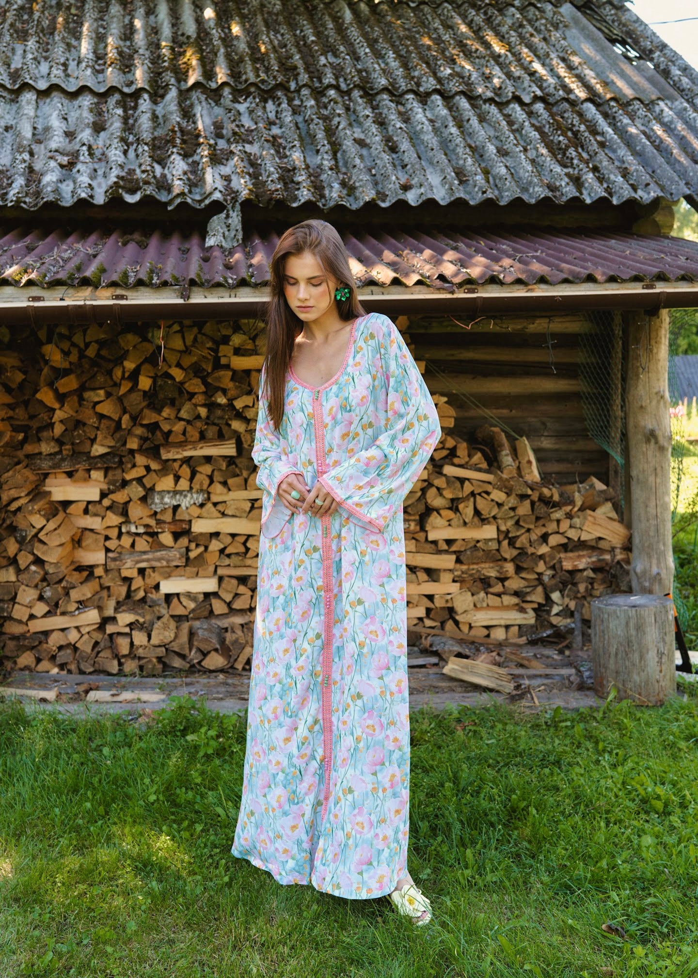 VIVIA KAFTAN