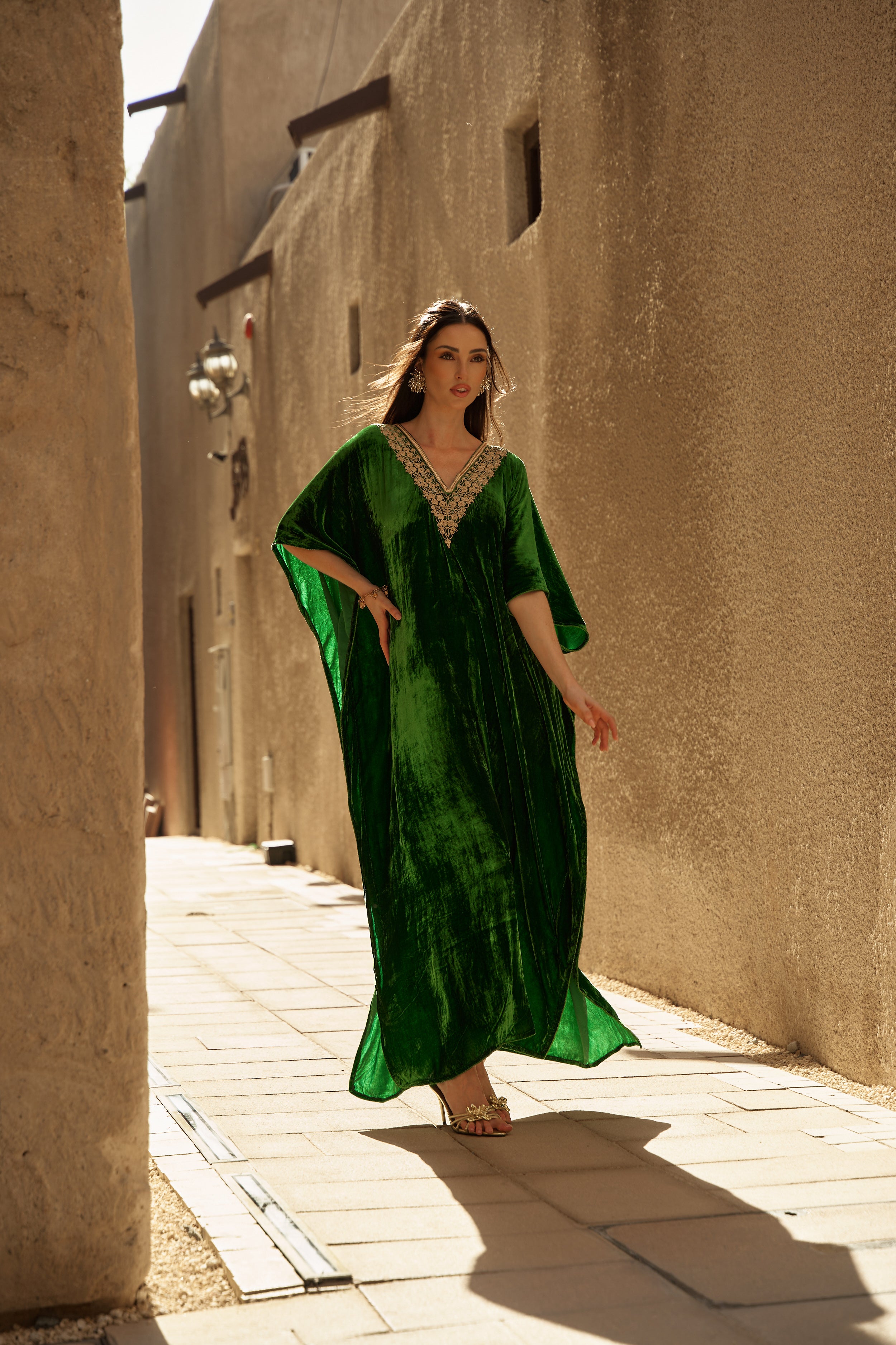 ANISA KAFTAN