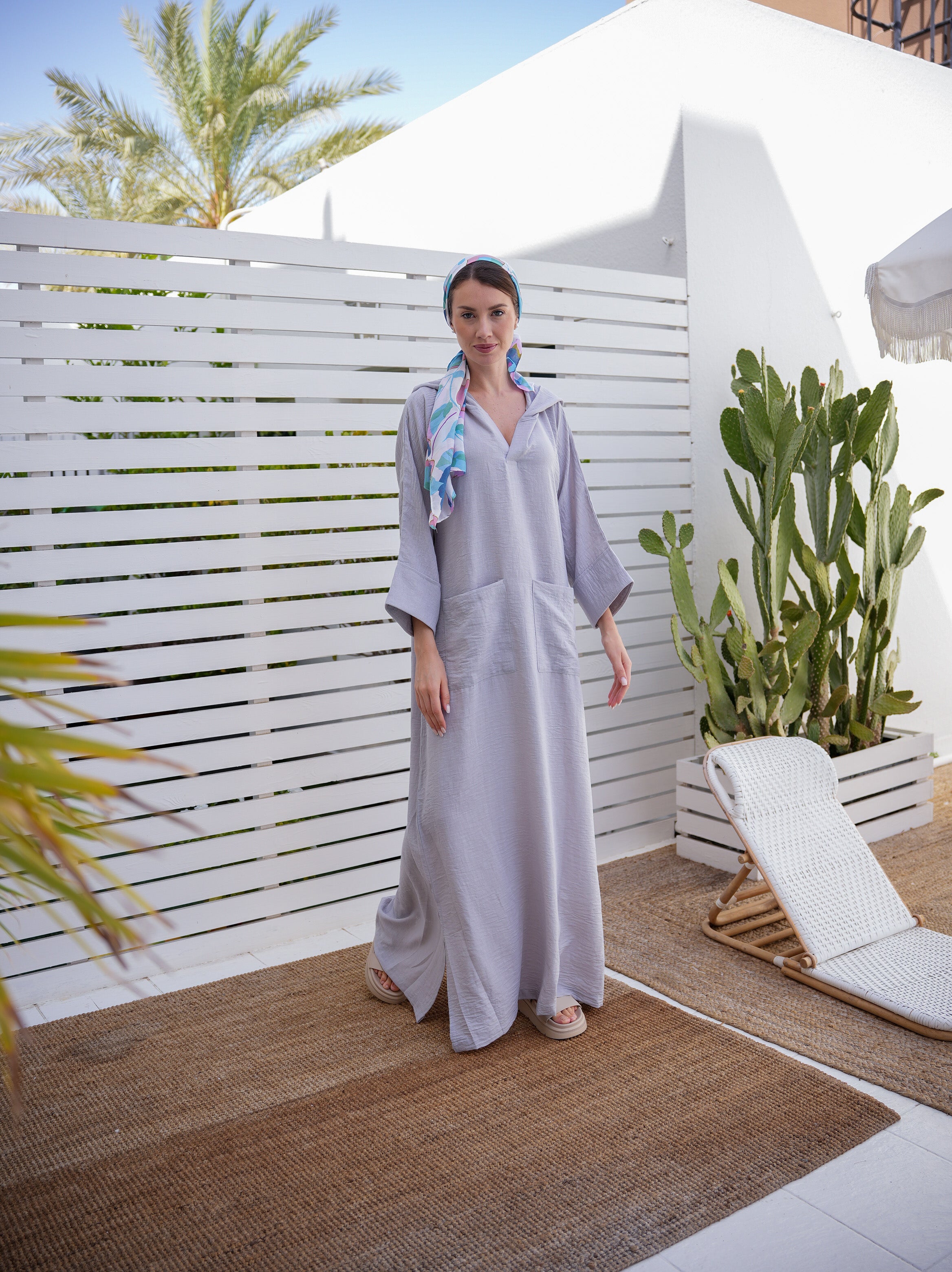 LARA KAFTAN