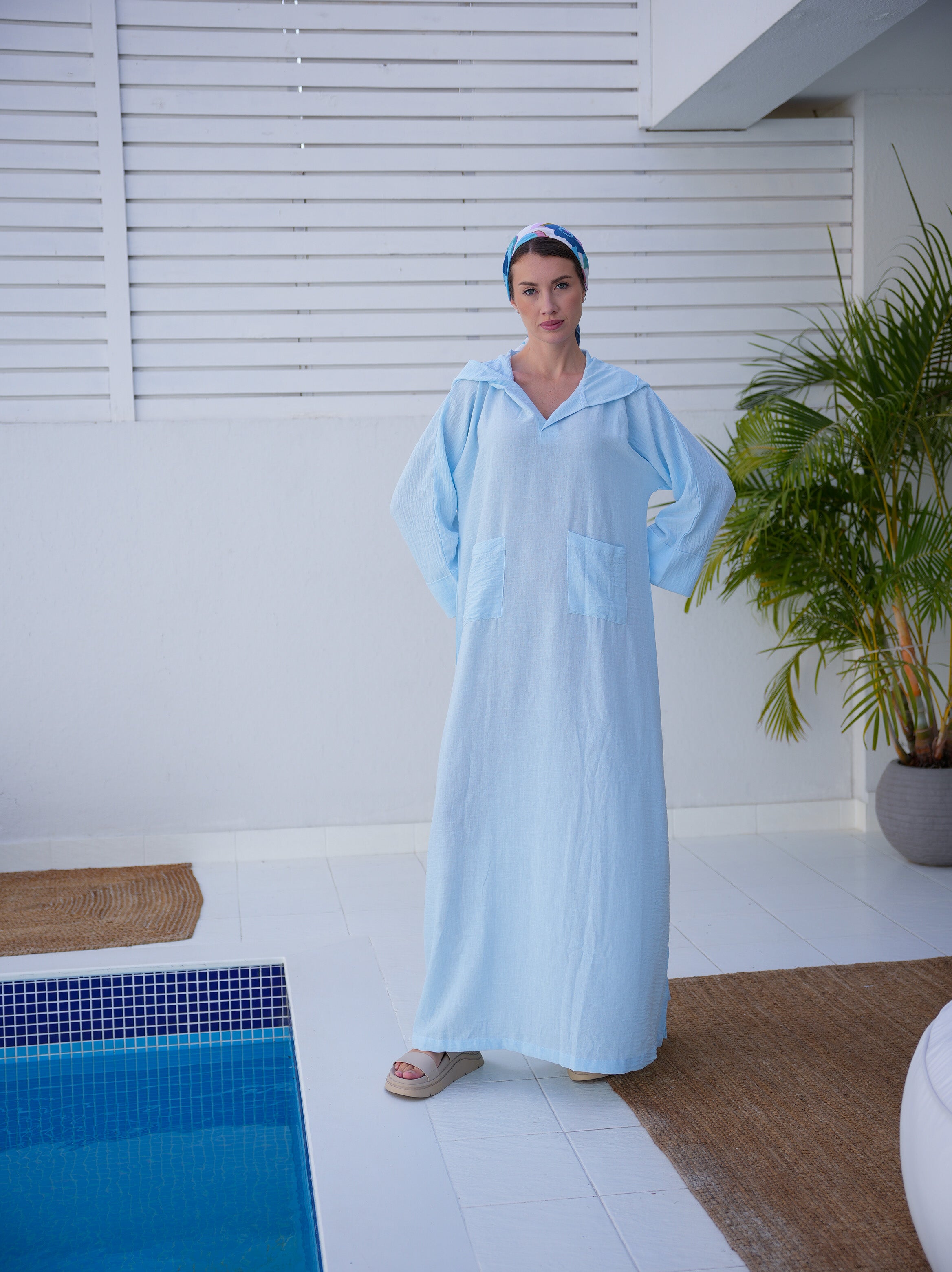 LARA KAFTAN