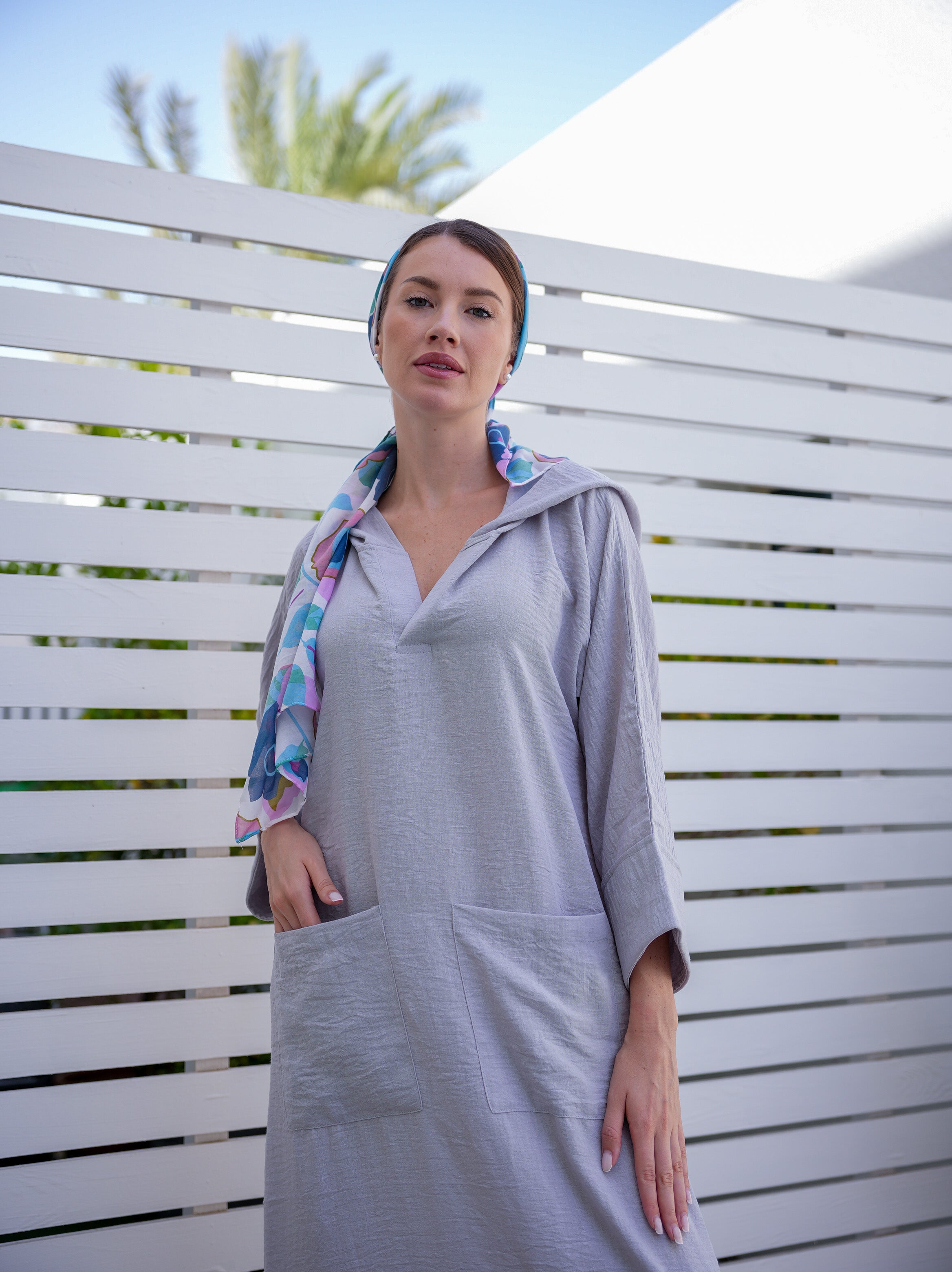 LARA KAFTAN