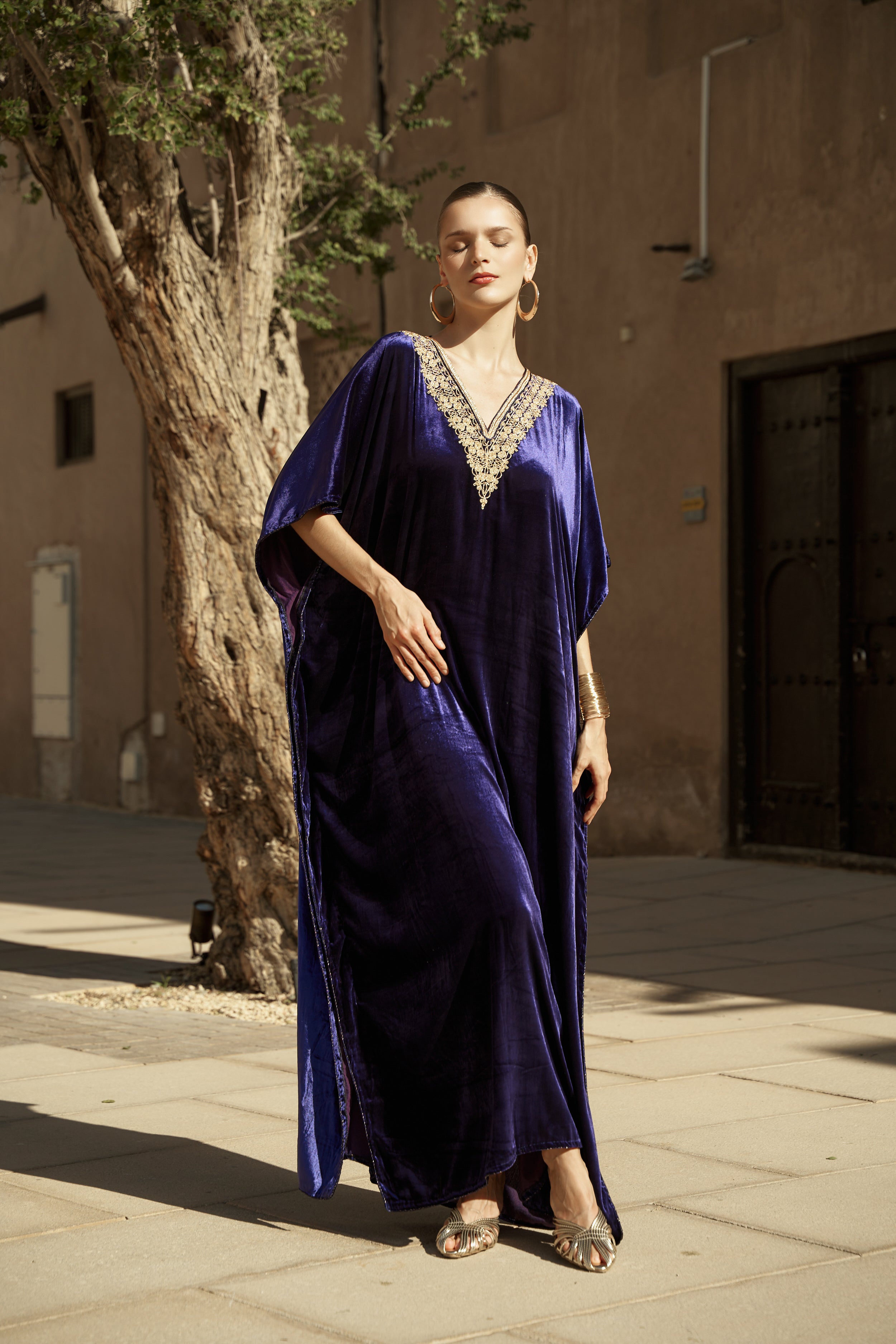 ANISA KAFTAN