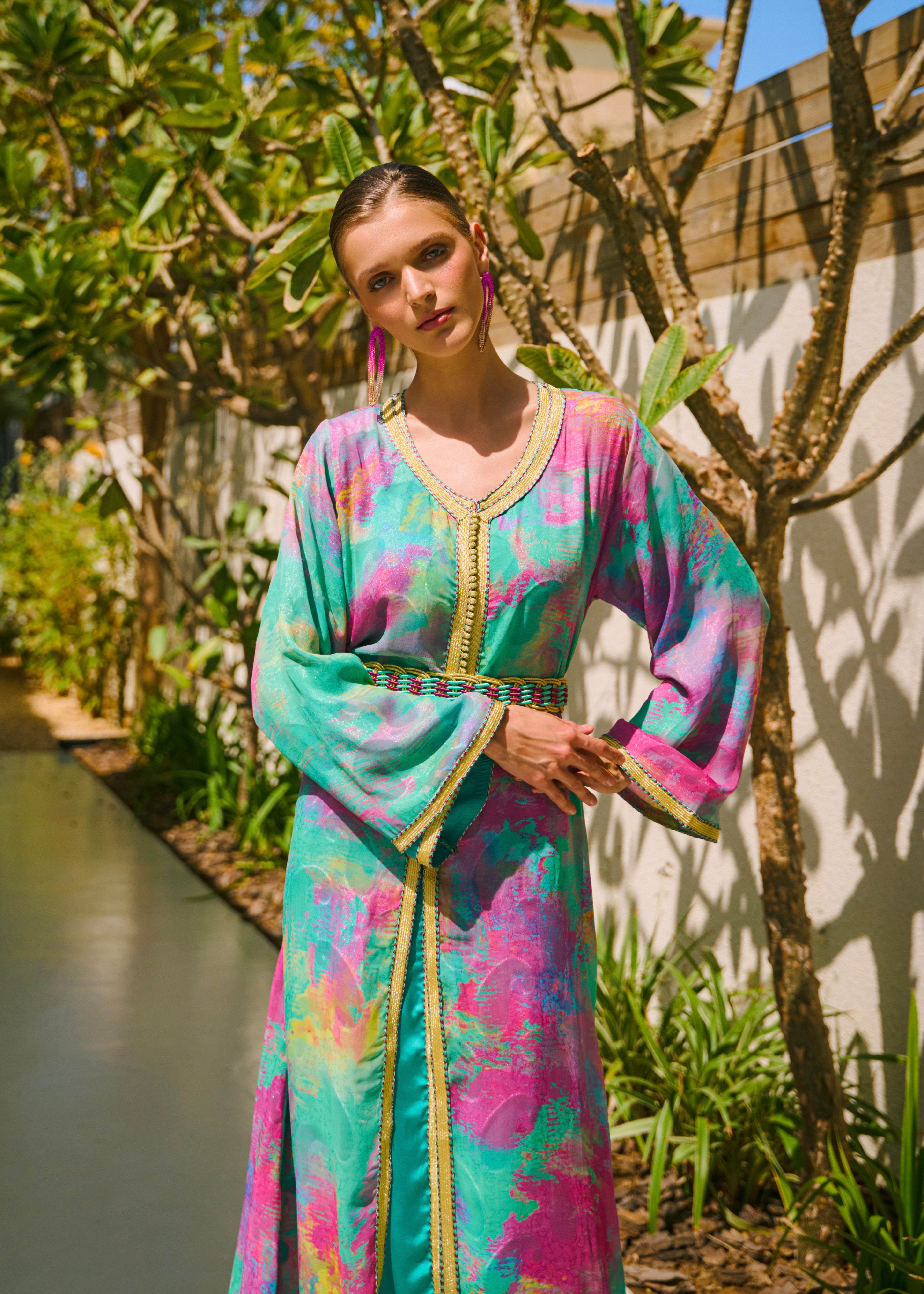 MUNA KAFTAN