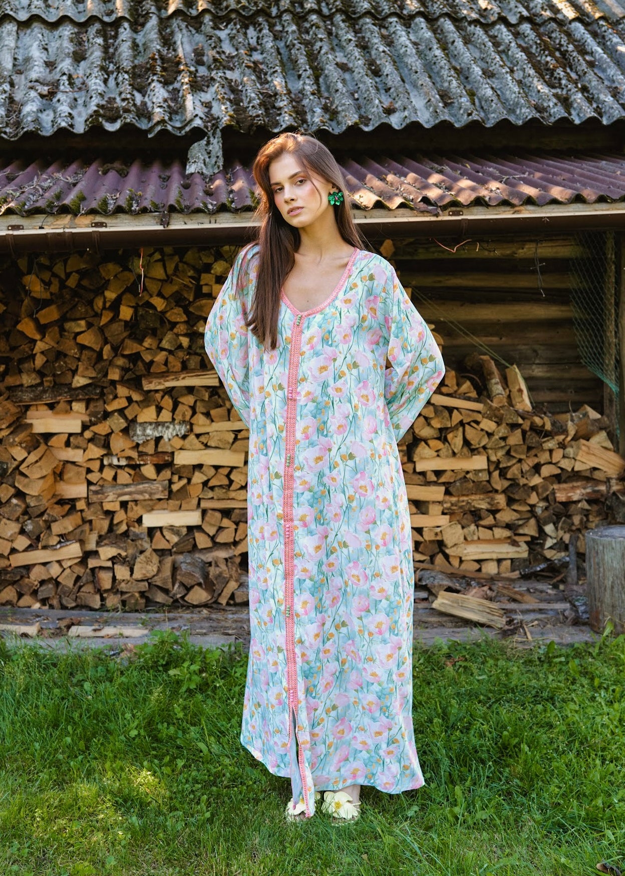 VIVIA KAFTAN